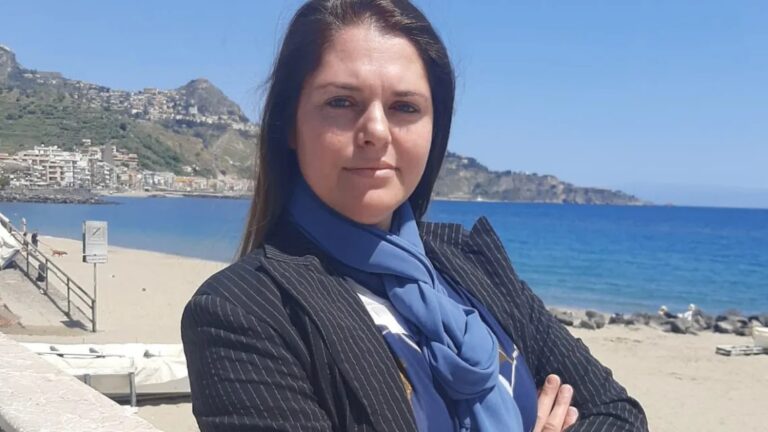 A Giardini consigliera indipendente esclusa dalle commissioni: “E’ un’ingiustizia”