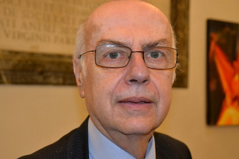 Rezza: “Importante quarta dose vaccino per over 60 e fragili”