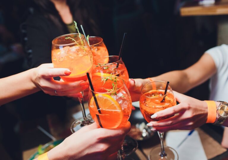 Taormina Cocktail Week: qualità, ospitalità e una destinazione d’élite in ascesa Taormina Cocktail Week: qualità, ospitalità e una destinazione d’élite in ascesa