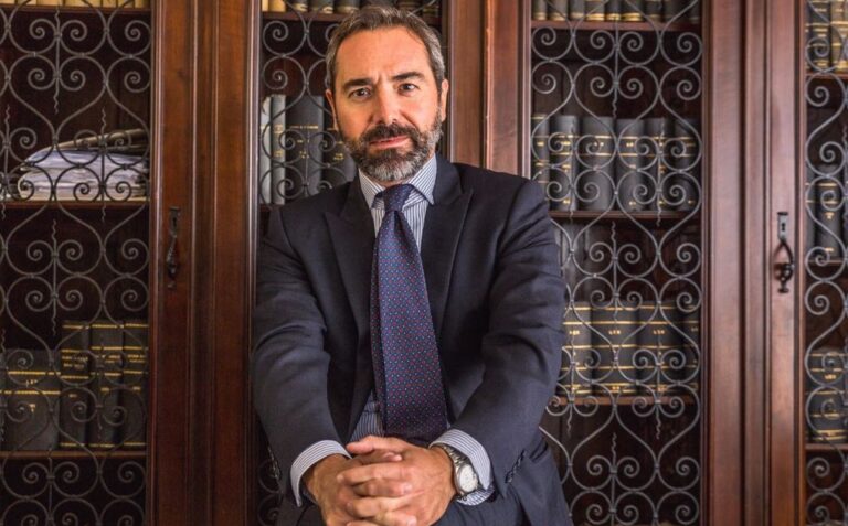 Avv. Galluppi: “Nella nuova ordinanza sulla movida a Giardini si poteva fare di più”