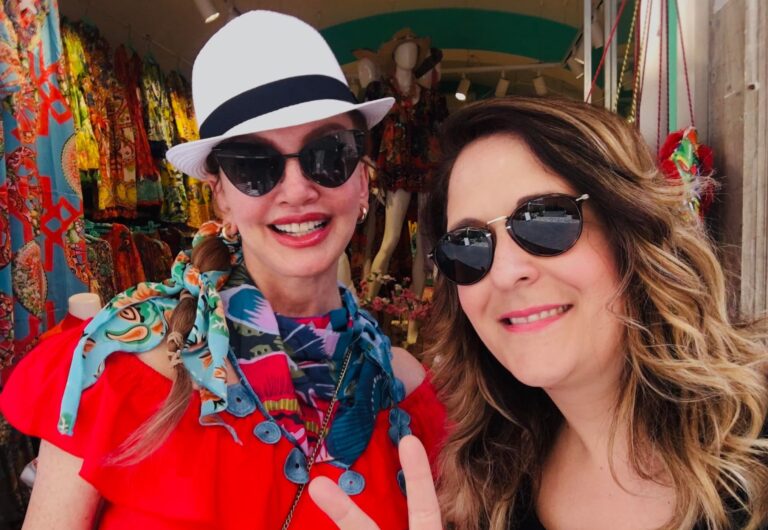 Milly Carlucci nella Perla: “Taormina è sempre bellissima”