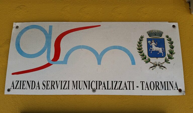 Asm Taormina: “Sindacati imbeccati da qualche suggeritore per mettere in cattiva luce azienda e Amministrazione”