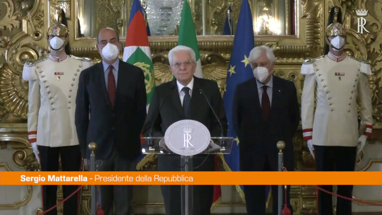 Mattarella fischia la fine: “La parola agli italiani”