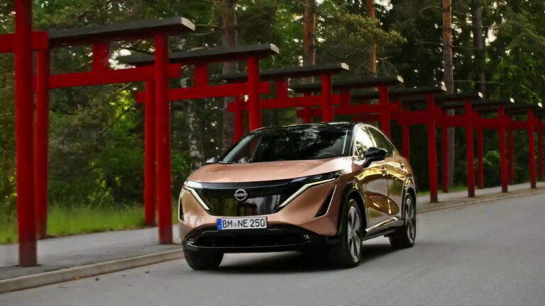 Nissan Ariya, primo coupé crossover 100% elettrico