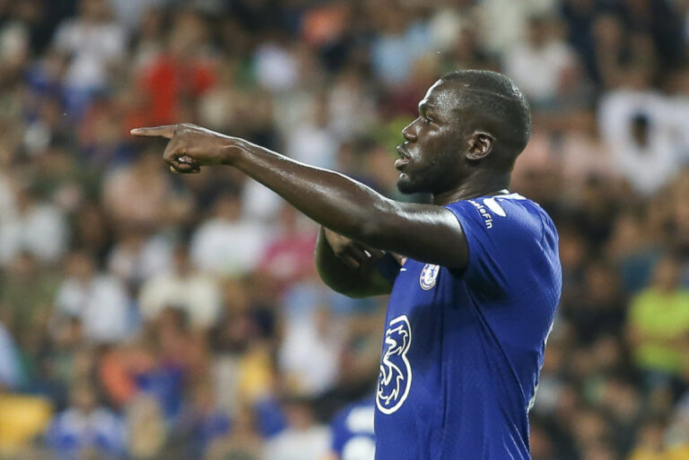 Koulibaly lascia l’Europa: l’ex Napoli firma con i sauditi dell’Al Hilal