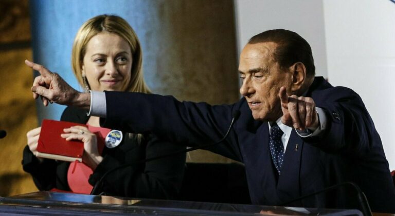 Giorgia e Silvio a tarallucci e vino (per ora)
