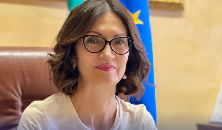 Gelmini: “Malessere tra la gente avanza, tagliato il bonus psicologo” Gelmini: “Malessere tra la gente avanza, tagliato il bonus psicologo”