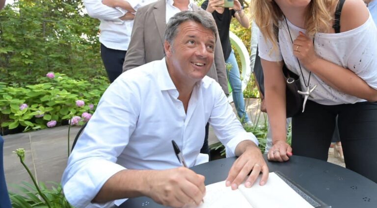Renzi: “Vi pare giusto che Meloni dia a Lotito i soldi dei 18enni?” Renzi: “Vi pare giusto che Meloni dia a Lotito i soldi dei 18enni?”