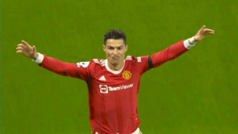 Sky: Ronaldo-Napoli, ore cruciali. Mendes porta 140 mln?