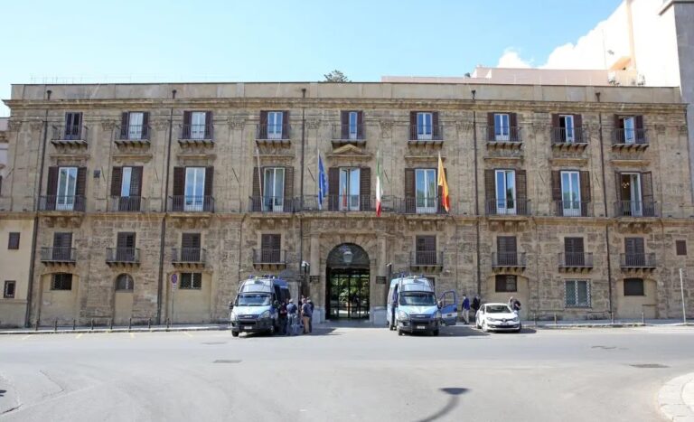 Formazione professionale, accordo tra Regione e Accademia di belle arti Formazione professionale, accordo tra Regione e Accademia di belle arti
