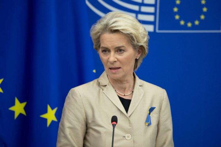 Von Der Leyen: “2 miliardi di aiuti per Kiev”