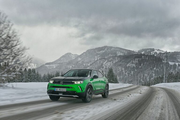 Opel Mokka-e, massima efficienza e comfort anche in inverno