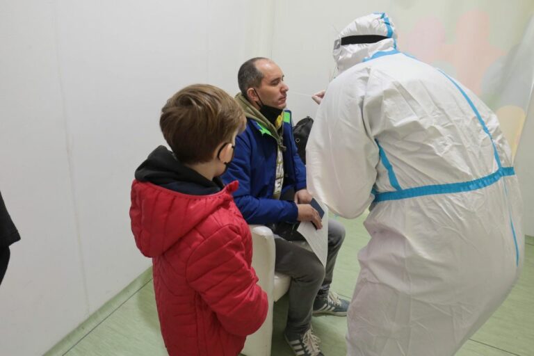 Covid, Oggi 31.760 nuovi positivi e 94 decessi