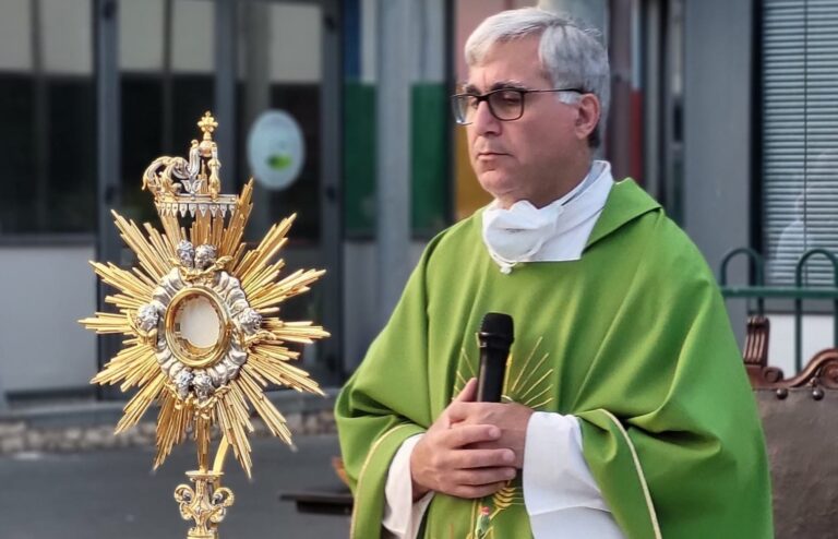 Padre Tonino Tricomi torna vicario foraneo del Vicariato di Taormina e Valle Alcantara