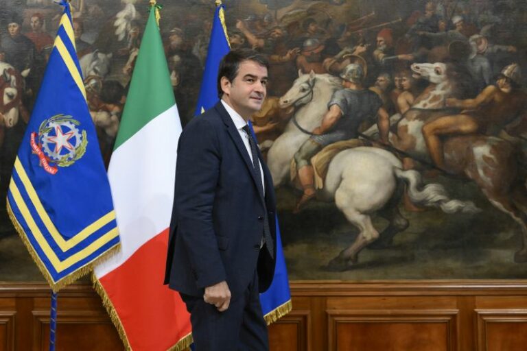 Pnrr, Fitto coordinerà la cabina di regia