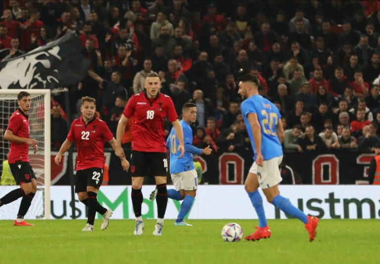 Doppietta di Grifo, l’Italia vince 3-1 in rimonta a Tirana Doppietta di Grifo, l’Italia vince 3-1 in rimonta a Tirana