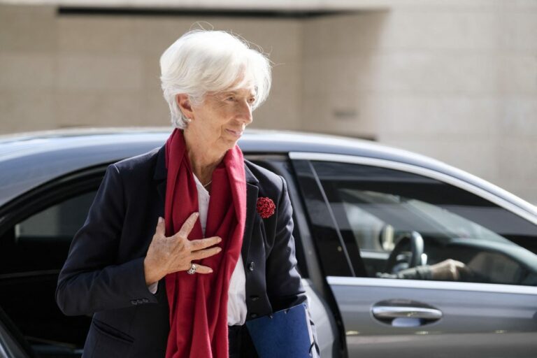 Lagarde: “Contro l’inflazione prenderemo le misure necessarie” Lagarde: “Contro l’inflazione prenderemo le misure necessarie”
