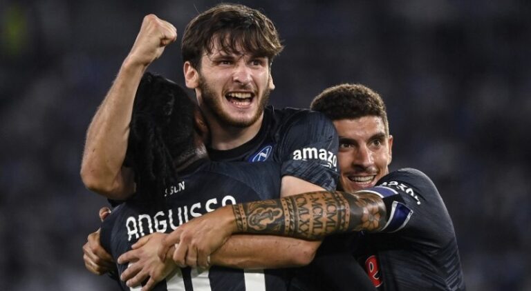 Repubblica punta sul triplete del Napoli: “Scudetto ipotecato. Andrà in finale di Champions”