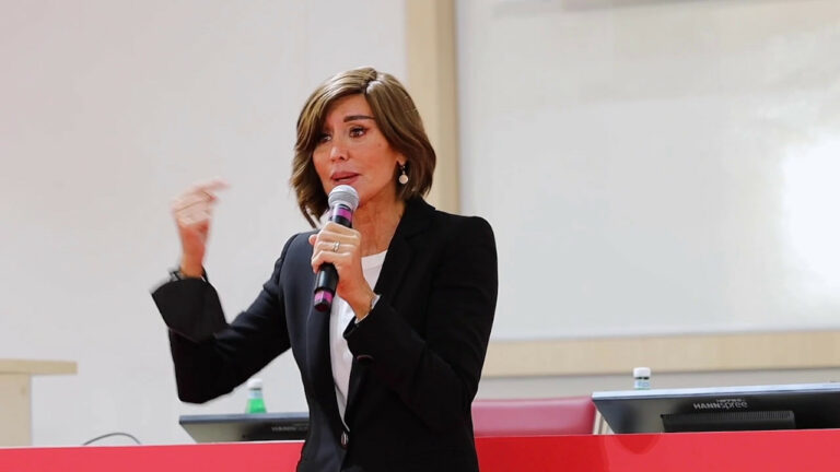 Bernini: “Diritto allo studio sarà garantito” (VIDEO)