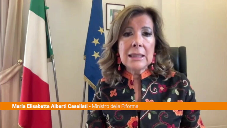 Casellati: “Cordone di sostegno e solidarietà per le donne” (VIDEO)
