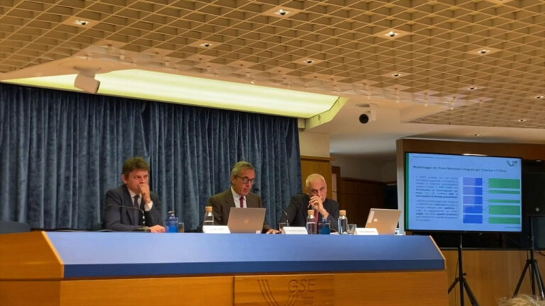 Consumo gas a picco, GSE: “Aggiornare i dati” (VIDEO)