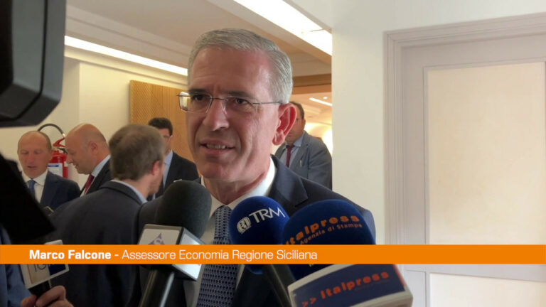 Falcone: “Lavoro più importante che le beghe di palazzo” (VIDEO) Falcone: “Lavoro più importante che le beghe di palazzo” (VIDEO)
