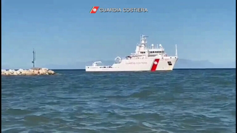 Frana a Ischia, l’attività in mare della Guardia Costiera (VIDEO)