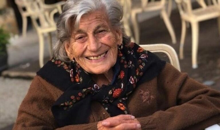 Cade nel camino e muore la 91enne influencer nonna Giovanna