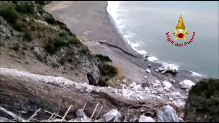 Maltempo, altra frana: stavolta a Maratea (VIDEO)