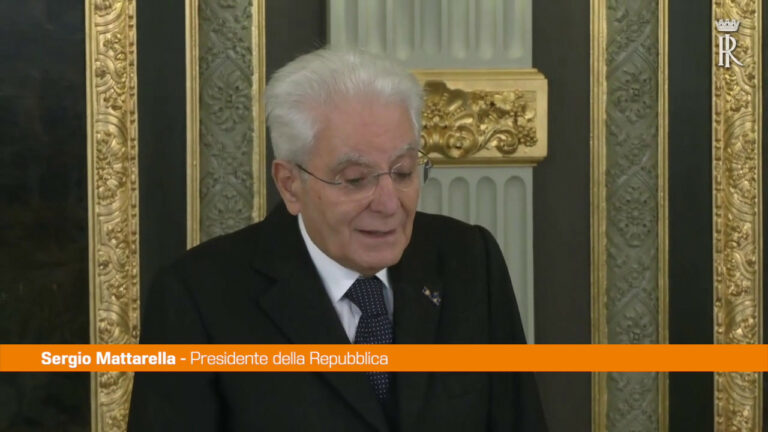 Mattarella: “Da Ue forte contribuire a equilibrio mondiale” (VIDEO)