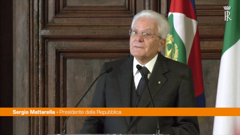 Mattarella: “Sostegno senza riserve a Kiev” (VIDEO)