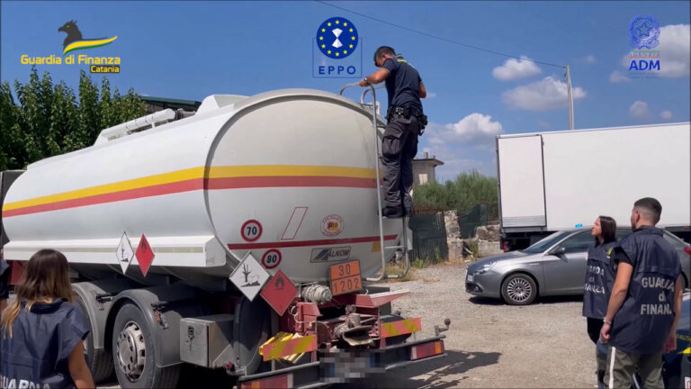 Maxi-truffa sui carburanti: evasione sulle accise e l’Iva tra Sicilia e Calabria