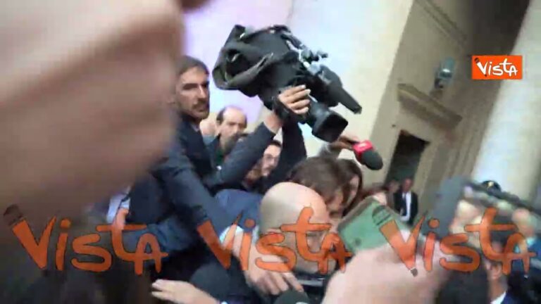 Piantedosi: “Non accettiamo lezioni da nessuno” (VIDEO)