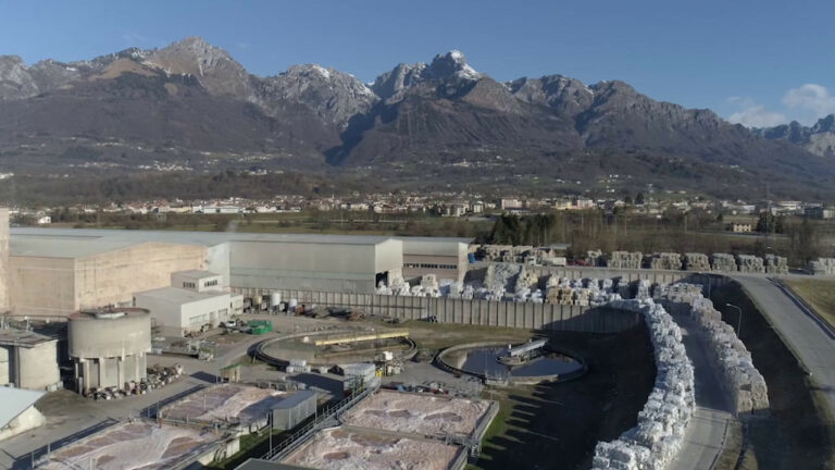 Riciclo della carta, Italia maglia rosa in Europa (VIDEO)