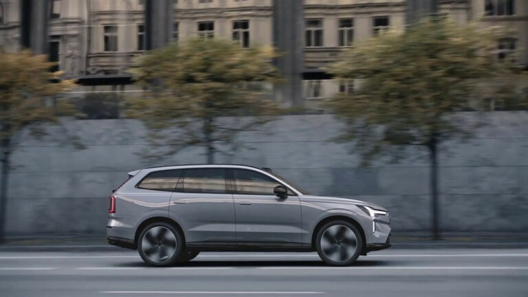 Volvo EX90, Suv elettrico con oltre 600 km di autonomia Volvo EX90, Suv elettrico con oltre 600 km di autonomia