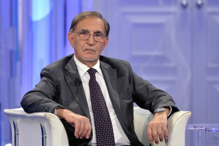 Manovra, La Russa: “L’esercizio provvisorio sarebbe un danno”