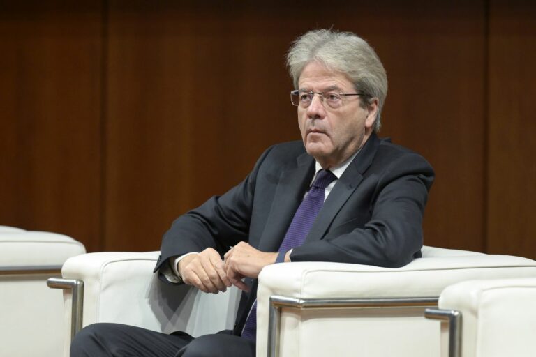 Mes, Gentiloni: “Italia libera di non utilizzarlo, ma giusto ratificare”