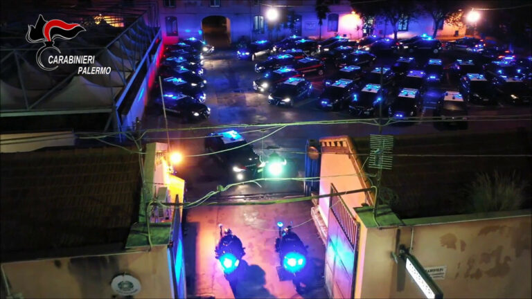 Blitz antidroga a Palermo, giro d’affari di 1,8 milioni l’anno (VIDEO)