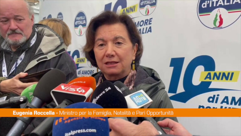 Roccella: “Ricostruire cultura favorevole alla maternità” (VIDEO)