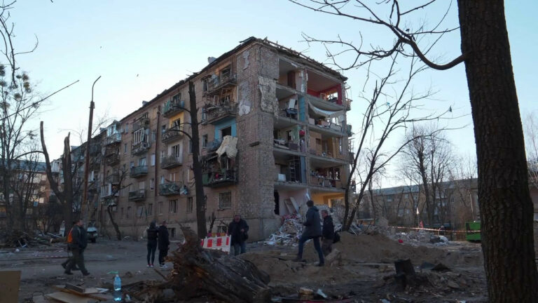 Ucraina, via libera Ue a prestiti per 18 miliardi (VIDEO)