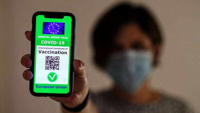 Rilascio di falsi Green Pass, quattro misure cautelari a Messina