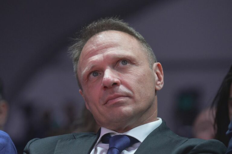 Pnrr, Lollobrigida: “Pianificazione a volte ostacola linee di sviluppo” Pnrr, Lollobrigida: “Pianificazione a volte ostacola linee di sviluppo”