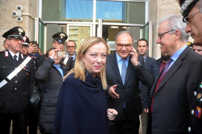 Messina Denaro, Meloni a Palermo: “La mafia si può battere”