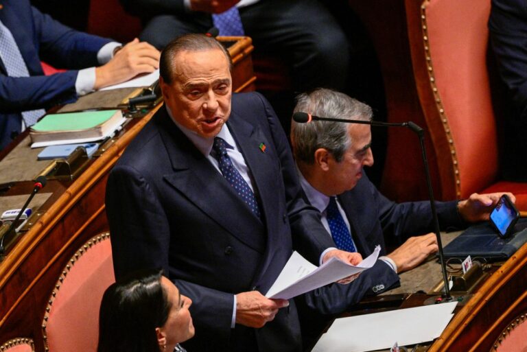 Berlusconi: “Leali con il centrodestra, Forza Italia determinante”