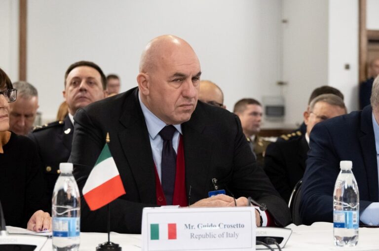 Crosetto: “Guerra si inasprisce, aiutare Ucraina”