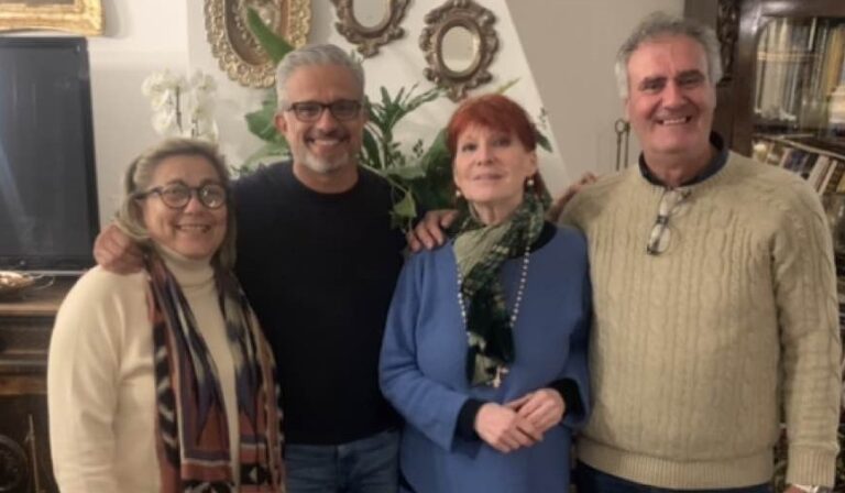 D’Aveni: “Ho visto una seduta spiritica, non c’è più nulla”. Prove di candidatura?