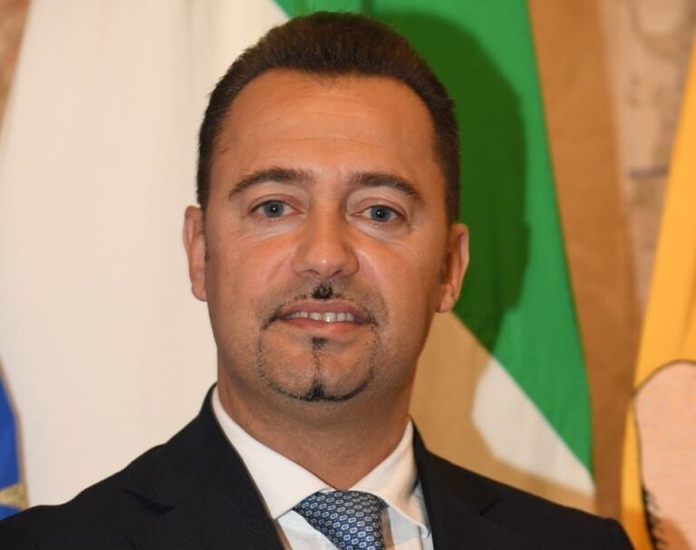 Caso Cannes, l’assessore Scarpinato: “Non mi dimetto, non ho colpe” Caso Cannes, l’assessore Scarpinato: “Non mi dimetto, non ho colpe”