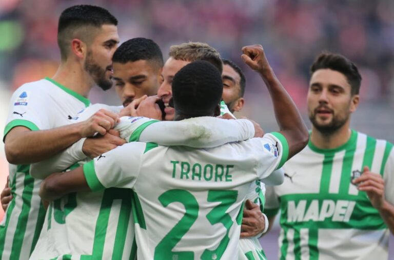 Milan-Sassuolo 2-5, per il Diavolo è notte fonda