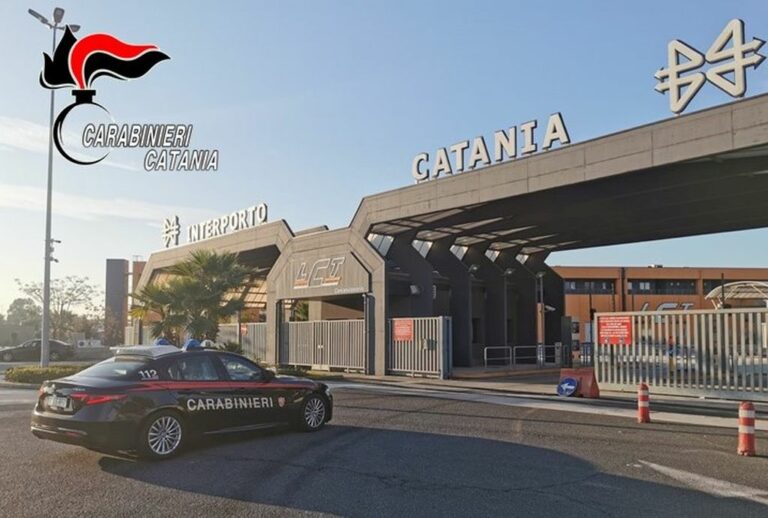 Catania, indagine su Interporti. 4 arresti, tra loro un ex deputato Ars Catania, indagine su Interporti. 4 arresti, tra loro un ex deputato Ars
