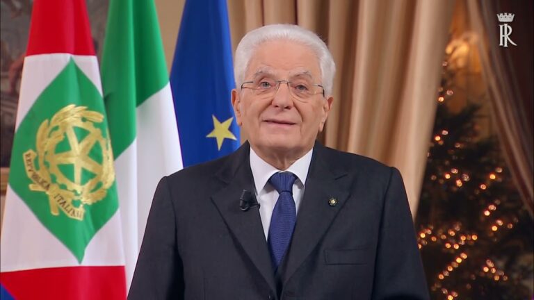 Mattarella: “L’Italia è di chi paga le tasse” (VIDEO)